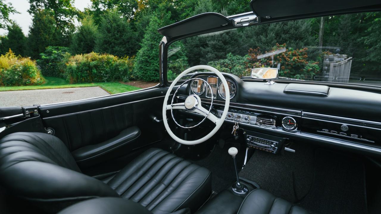 1957 Mercedes - Benz 300 SL Roadster