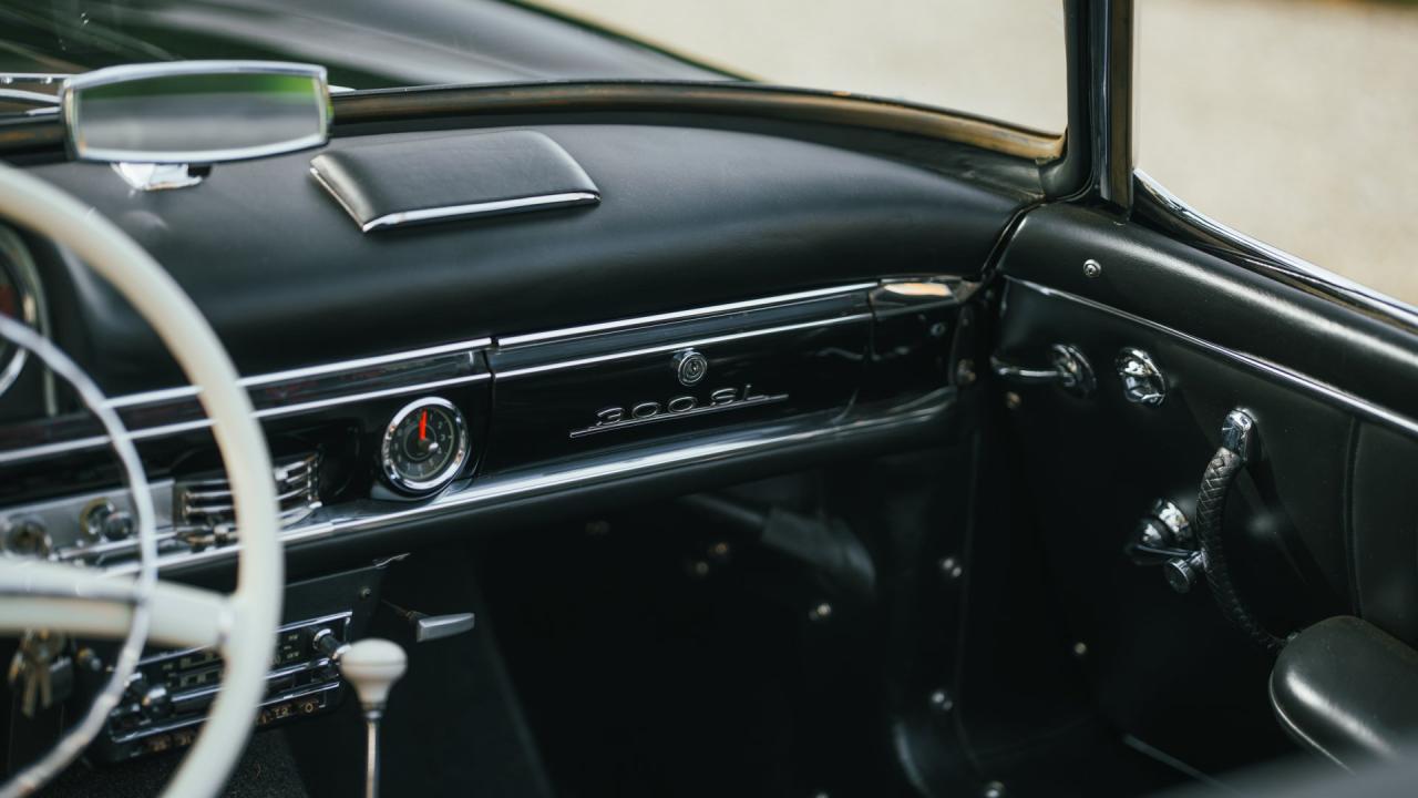1957 Mercedes - Benz 300 SL Roadster