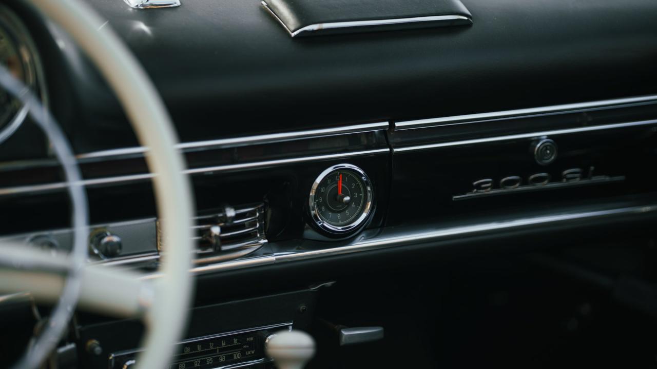 1957 Mercedes - Benz 300 SL Roadster