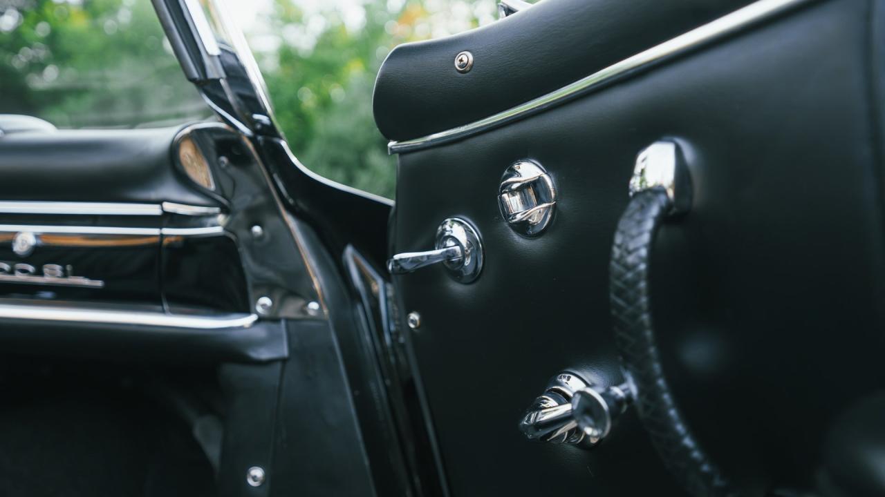 1957 Mercedes - Benz 300 SL Roadster