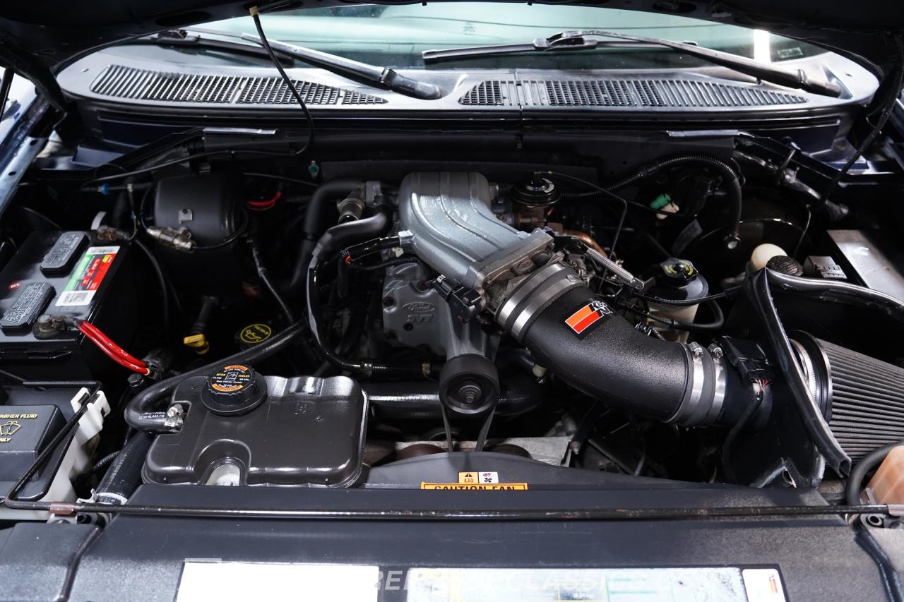 2002 Ford F-150 Lightning SVT