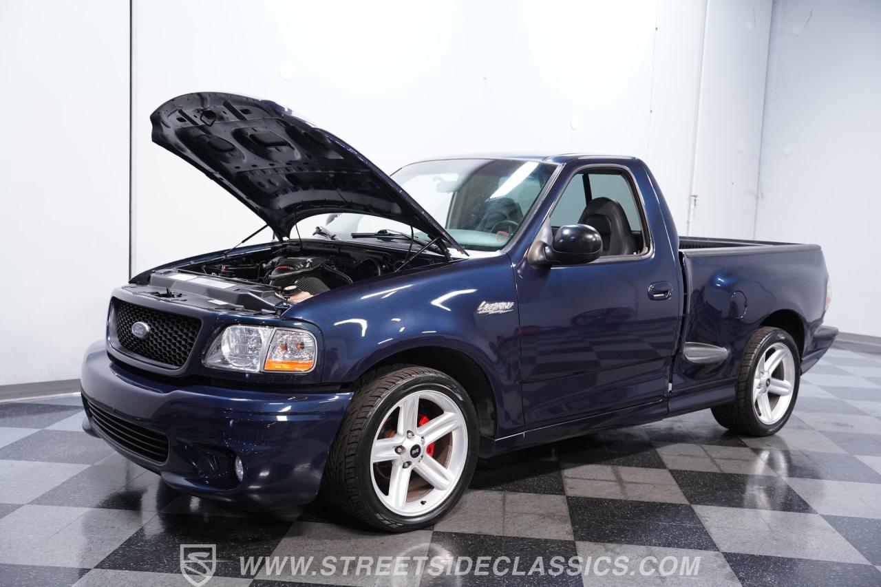 2002 Ford F-150 Lightning SVT