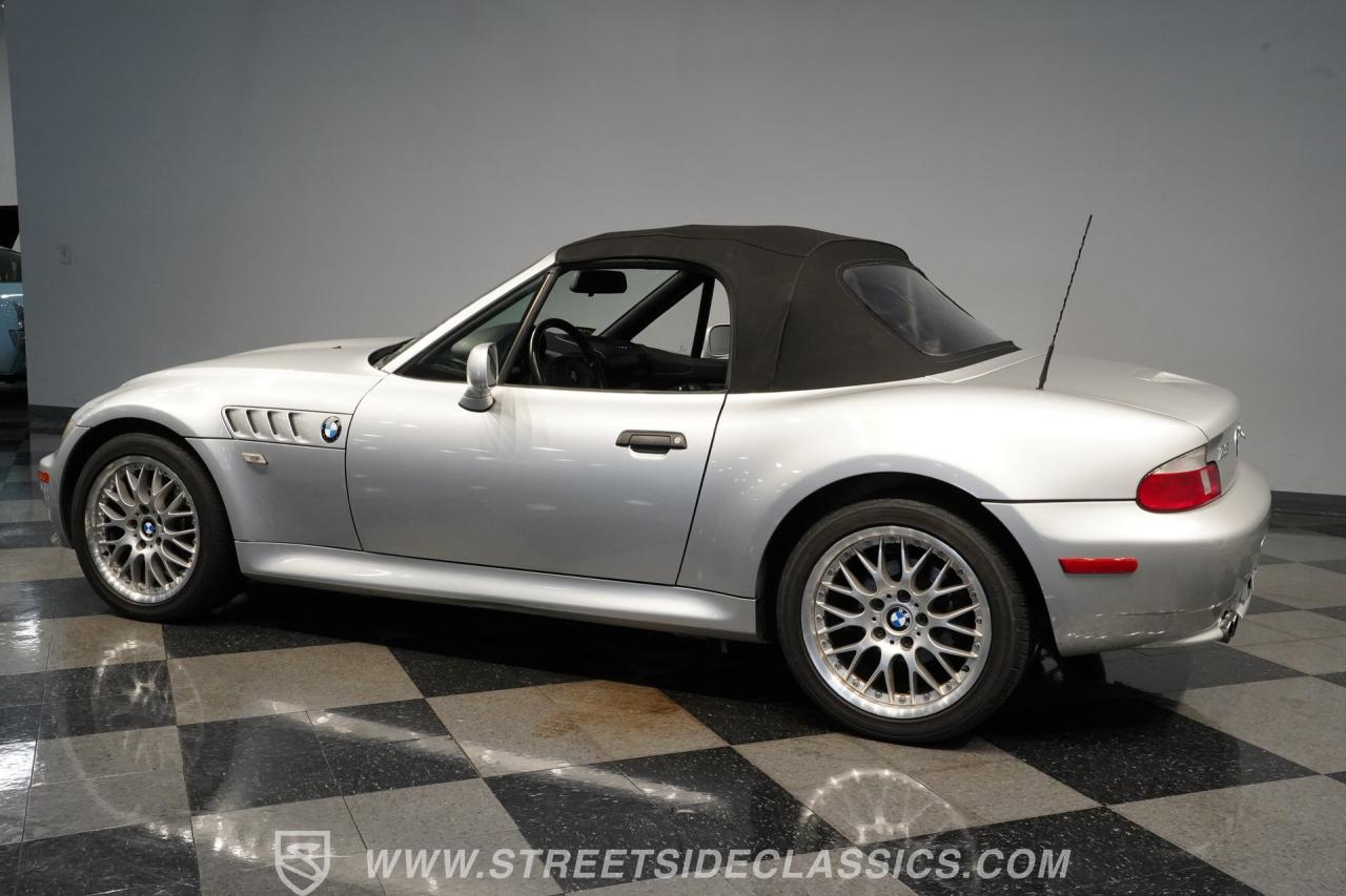 2001 BMW Z3 3.0i Roadster