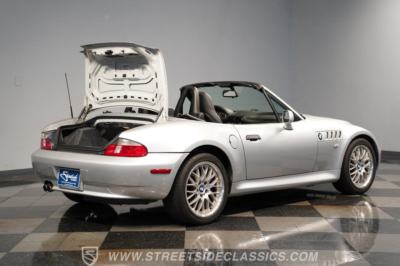 2001 BMW Z3 3.0i Roadster