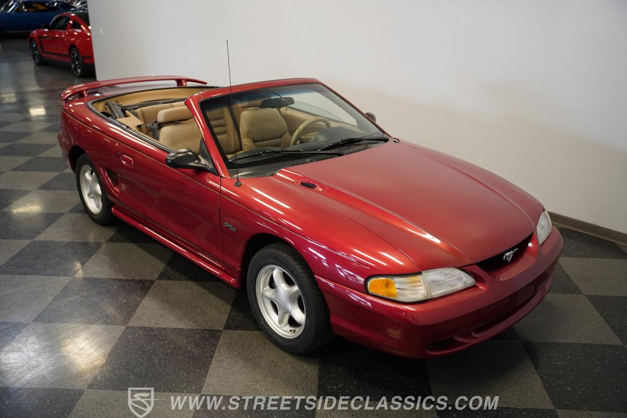 1998 Ford Mustang GT Convertible