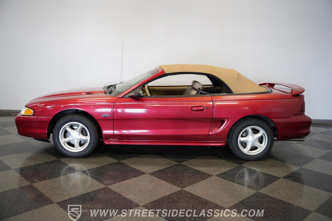 1998 Ford Mustang GT Convertible