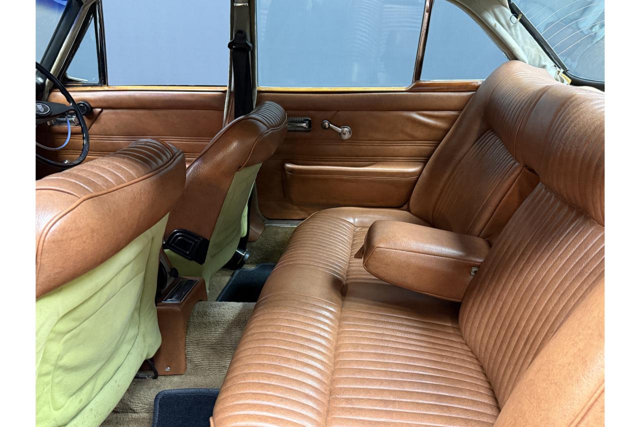 1972 Jaguar XJ6 4.2 Series 1 &ldquo;Ascot Fawn with dark Buckskin&rdquo;