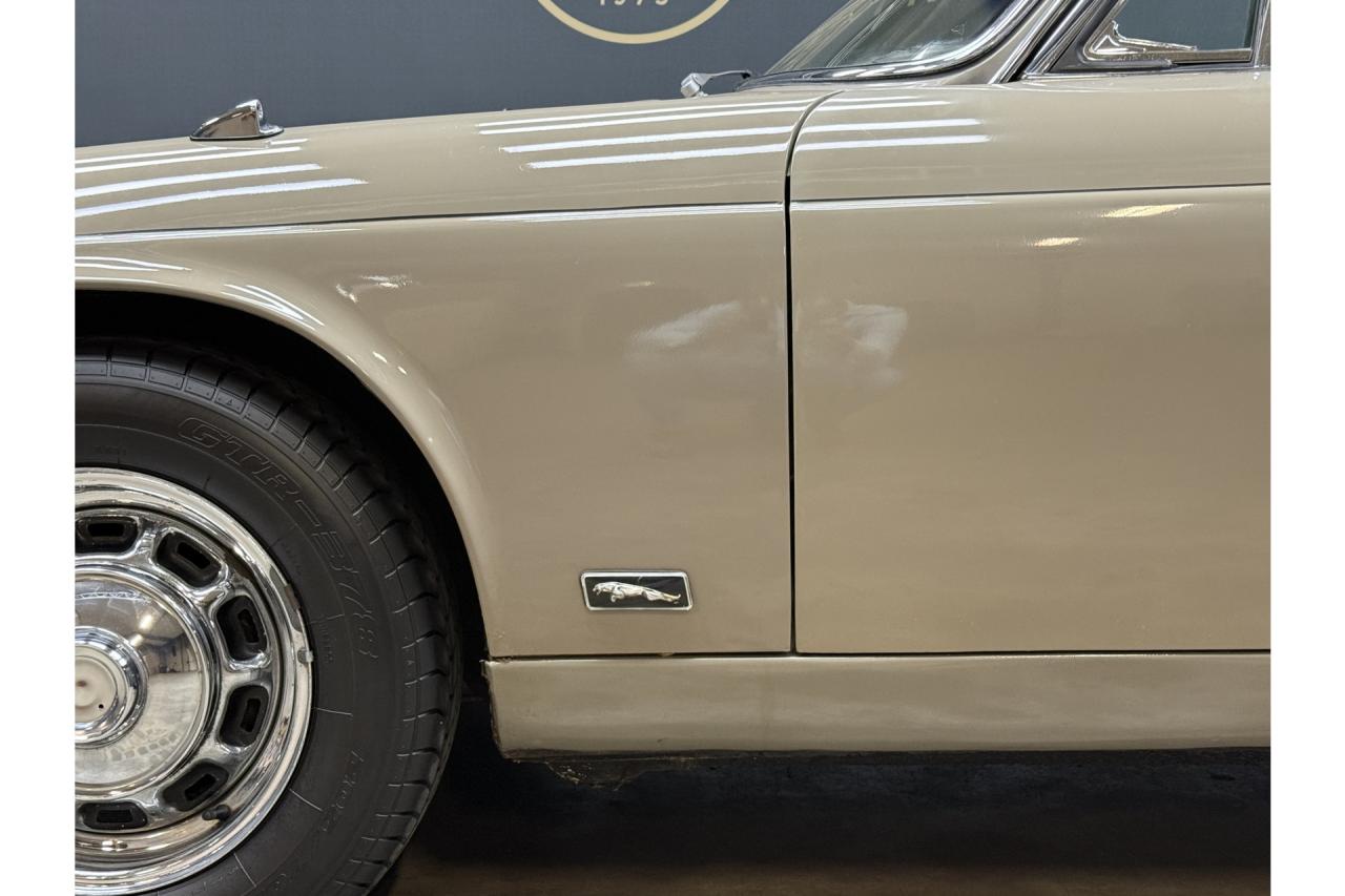1972 Jaguar XJ6 4.2 Series 1 &ldquo;Ascot Fawn with dark Buckskin&rdquo;