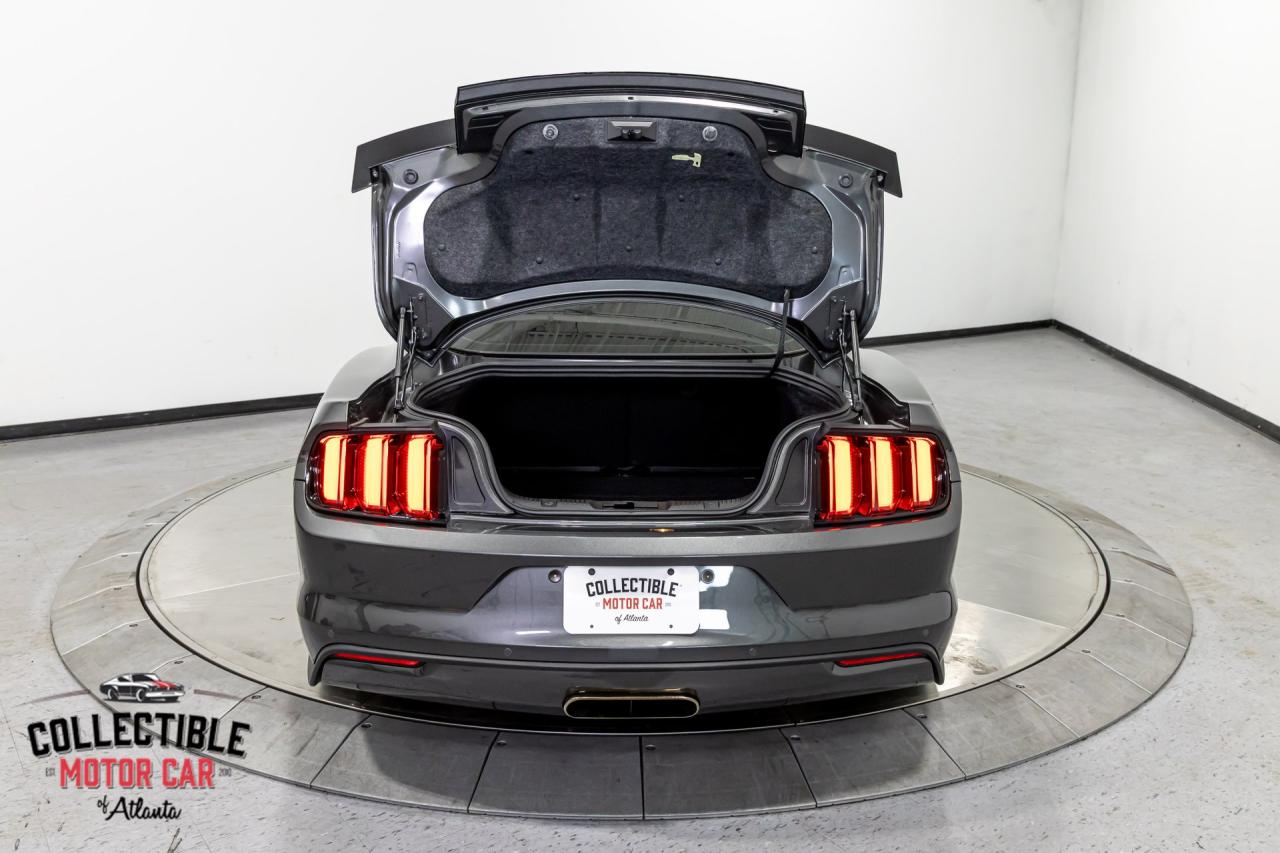 2016 Ford Mustang Petty&rsquo;s Garage King Edition #008