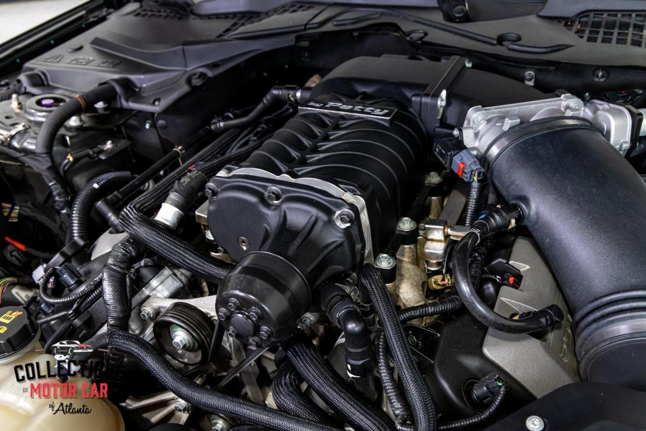 2016 Ford Mustang Petty&rsquo;s Garage King Edition #008