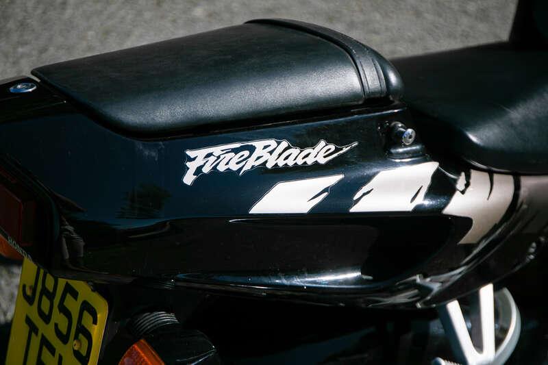 1992 Honda CBR900RR FIREBLADE