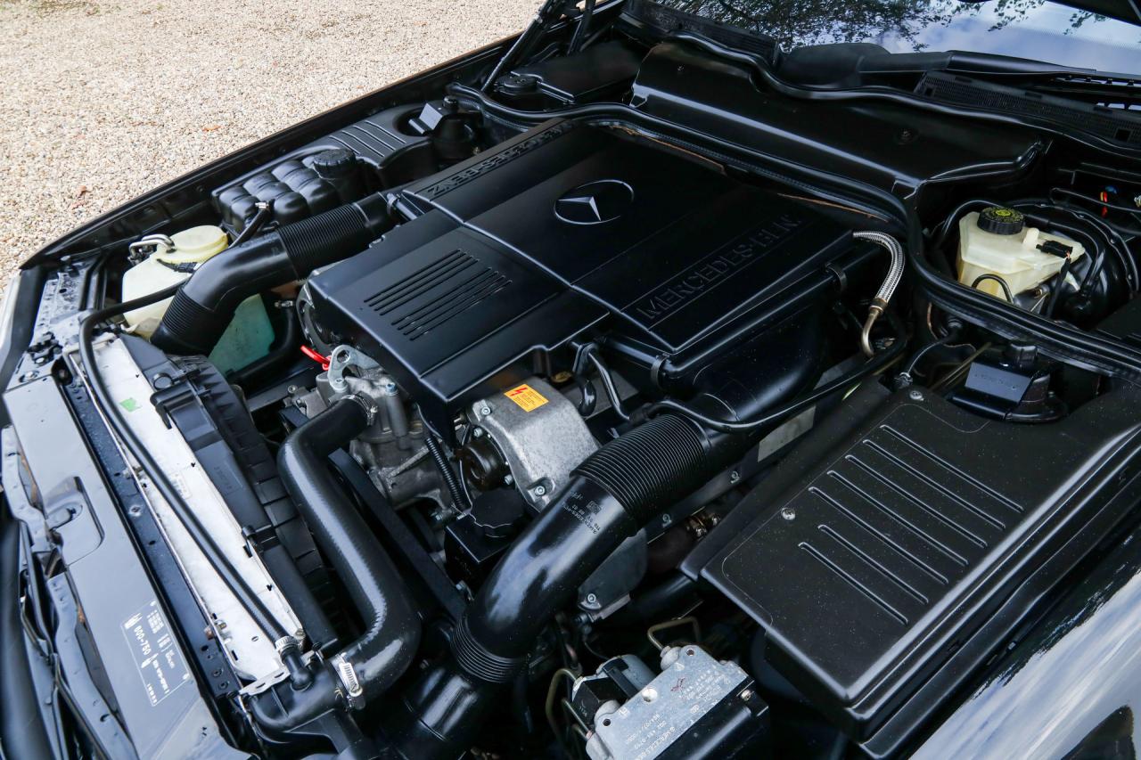 1998 Mercedes - Benz Mercedes Benz 500 SL Special Edition &ldquo;one of 500&rdquo;