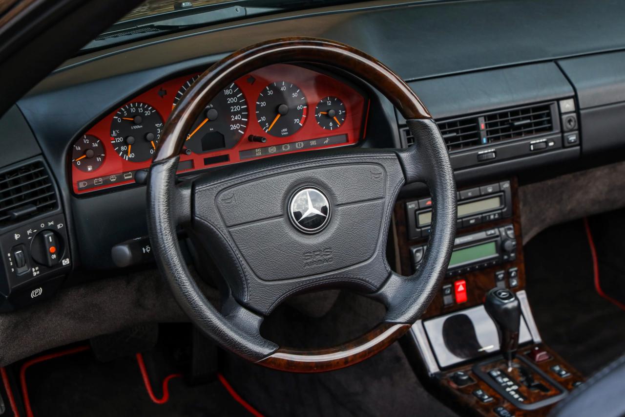 1998 Mercedes - Benz Mercedes Benz 500 SL Special Edition &ldquo;one of 500&rdquo;