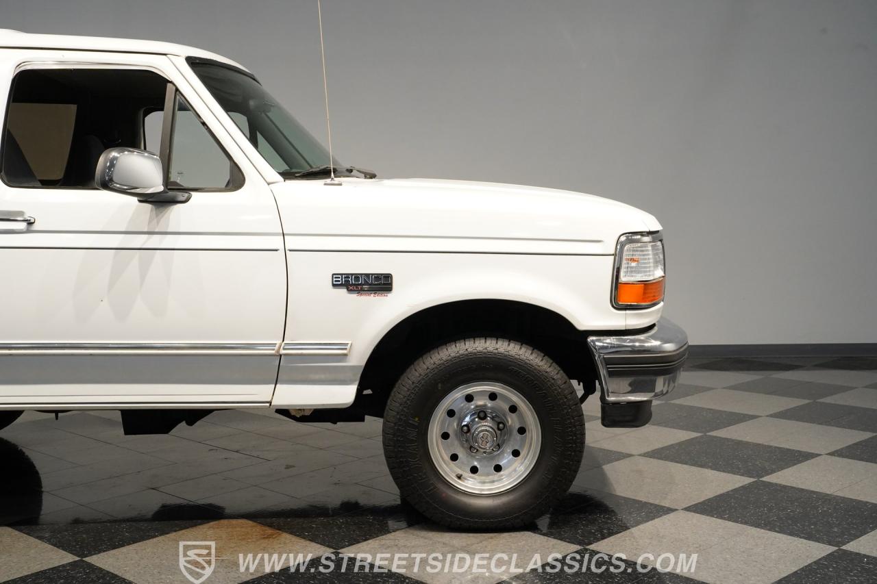 1995 Ford Bronco XLT 4X4
