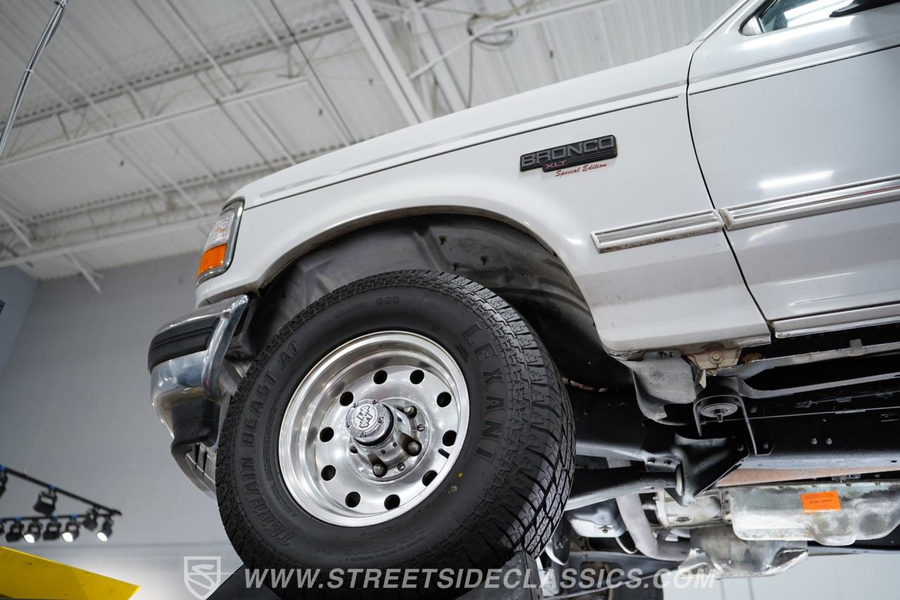 1995 Ford Bronco XLT 4X4
