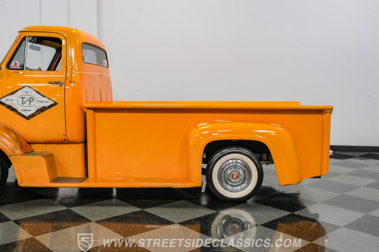 1955 Ford C-600 Cabover