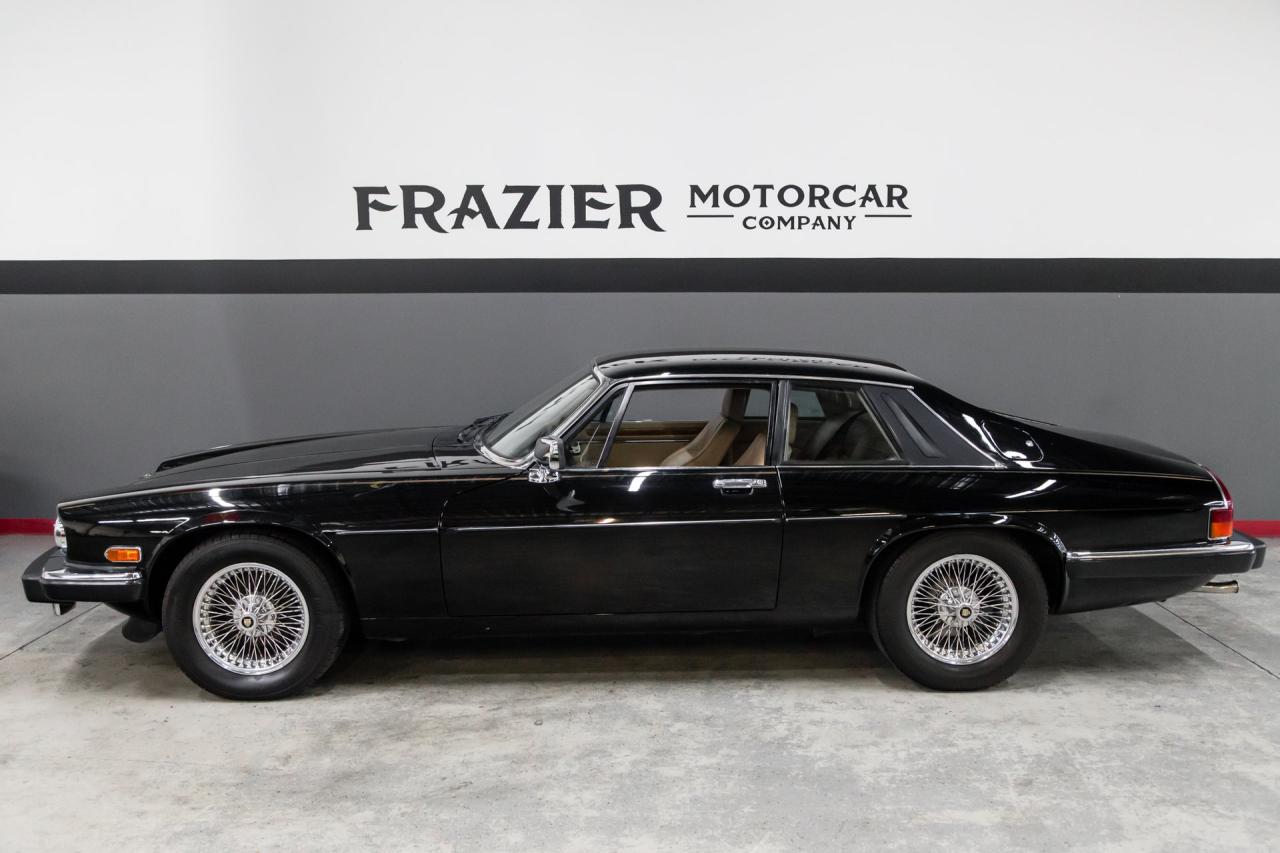 1989 Jaguar XJS BLACK/TAN COUPE