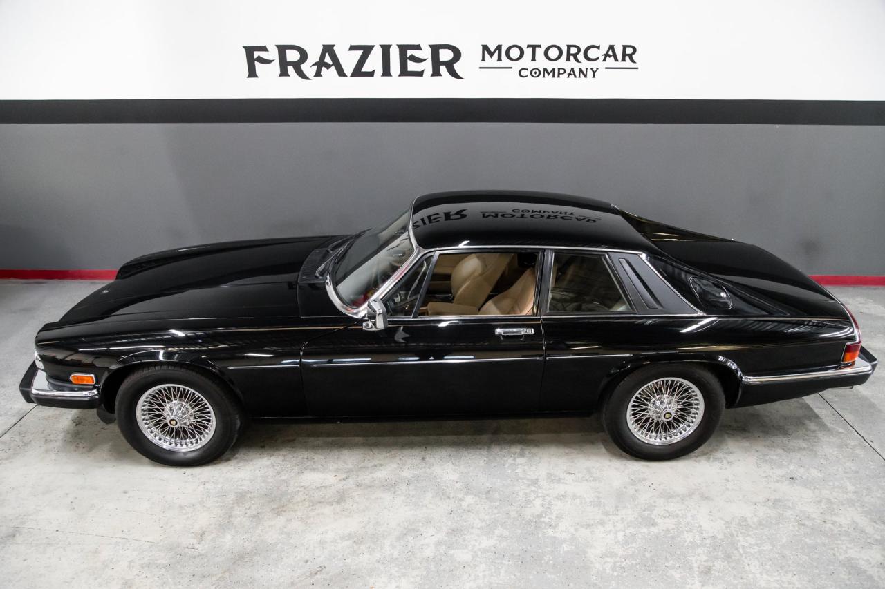 1989 Jaguar XJS BLACK/TAN COUPE