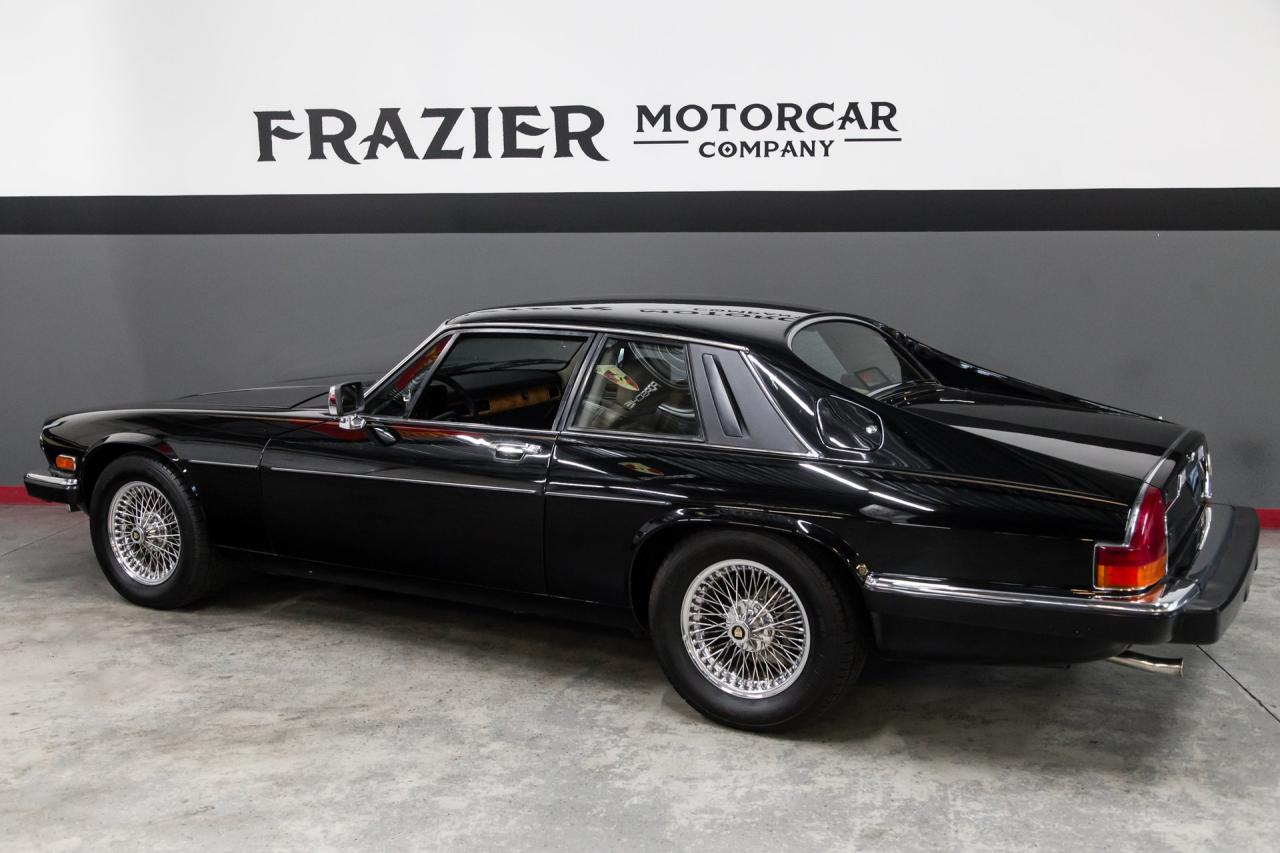 1989 Jaguar XJS BLACK/TAN COUPE