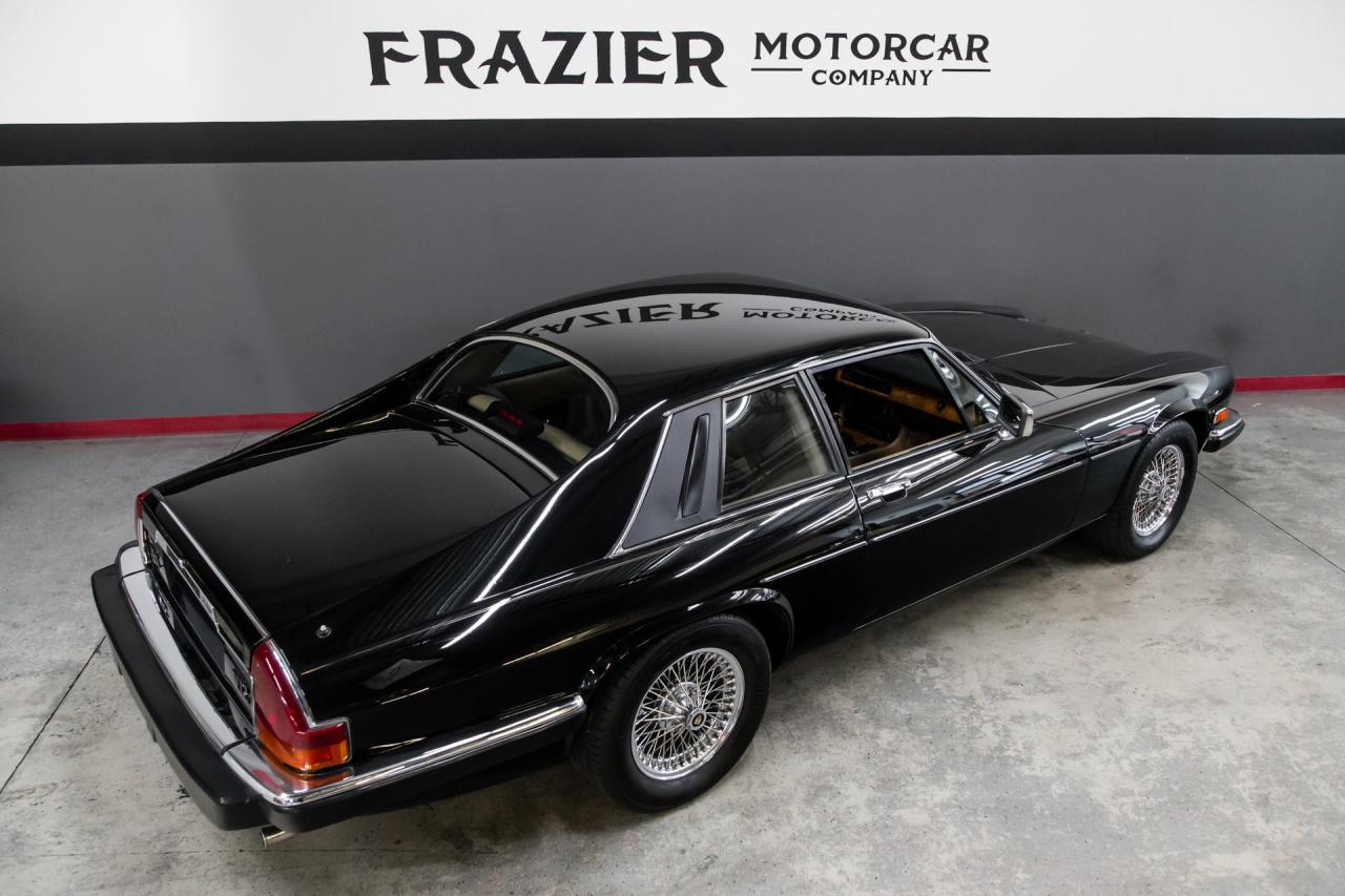1989 Jaguar XJS BLACK/TAN COUPE