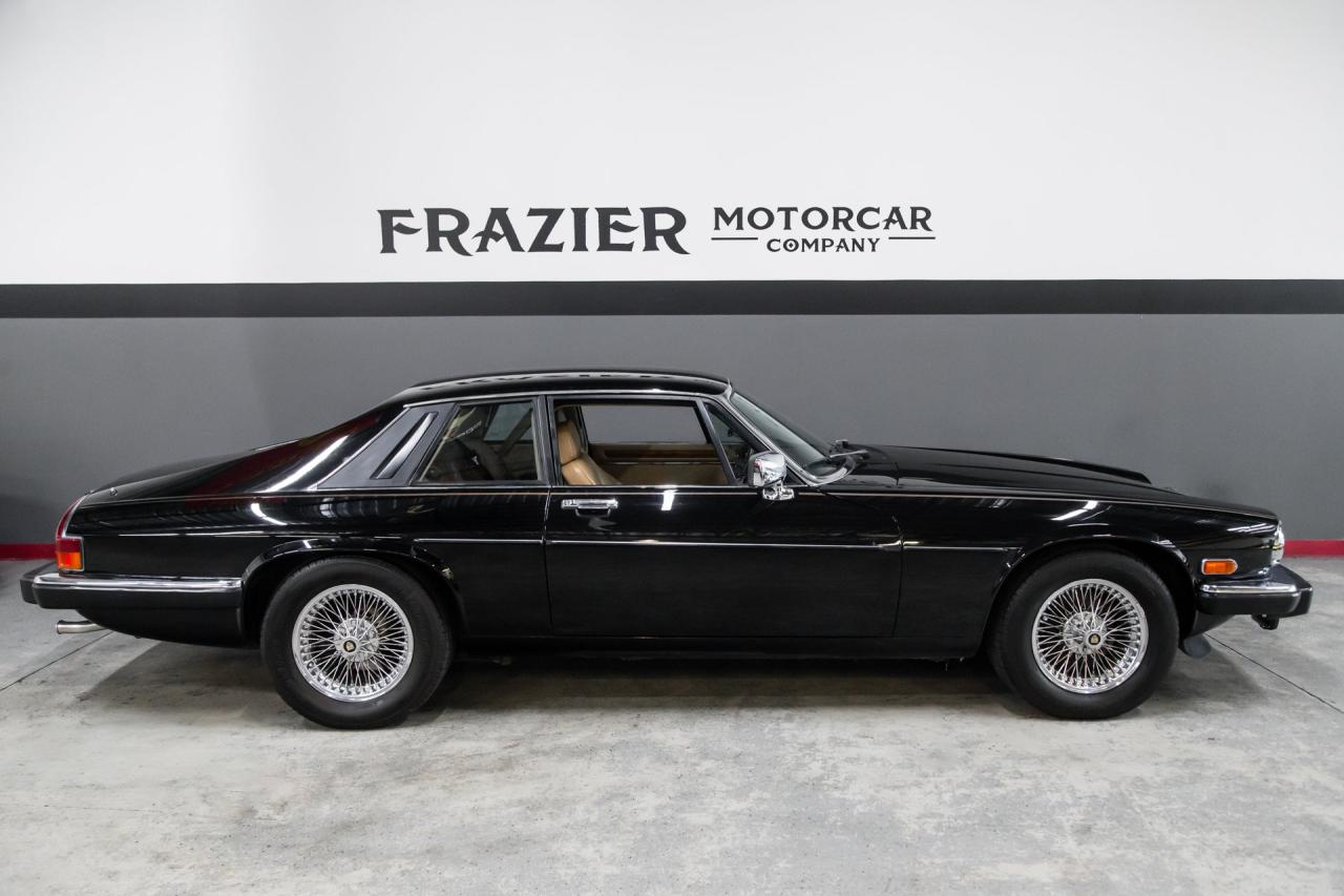 1989 Jaguar XJS BLACK/TAN COUPE