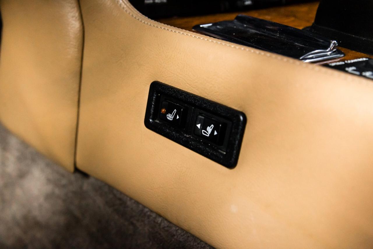 1989 Jaguar XJS BLACK/TAN COUPE
