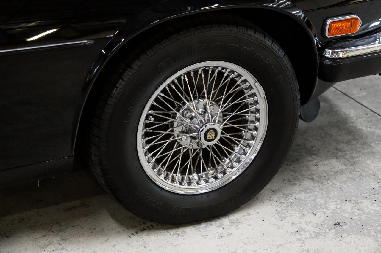 1989 Jaguar XJS BLACK/TAN COUPE