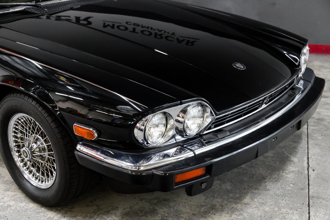 1989 Jaguar XJS BLACK/TAN COUPE