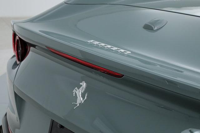 2022 Ferrari 812 GTS