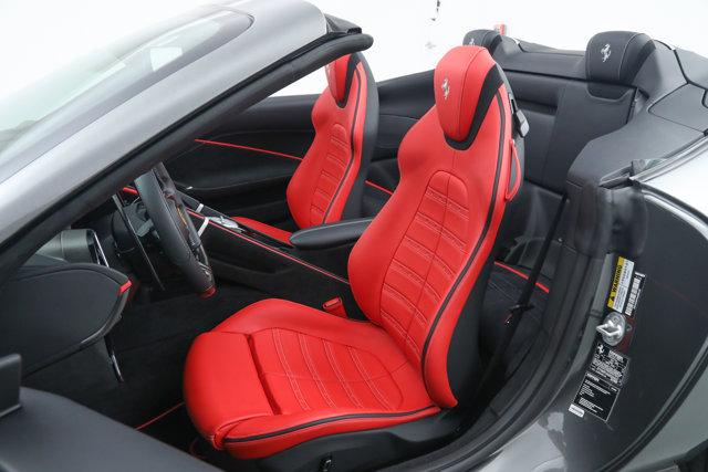 2025 Ferrari ROMA SPIDER