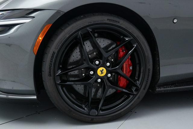 2025 Ferrari ROMA SPIDER
