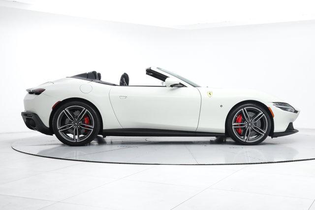 2025 Ferrari ROMA SPIDER