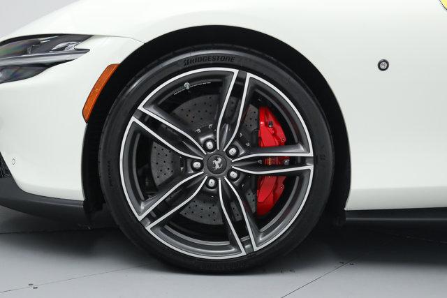 2025 Ferrari ROMA SPIDER