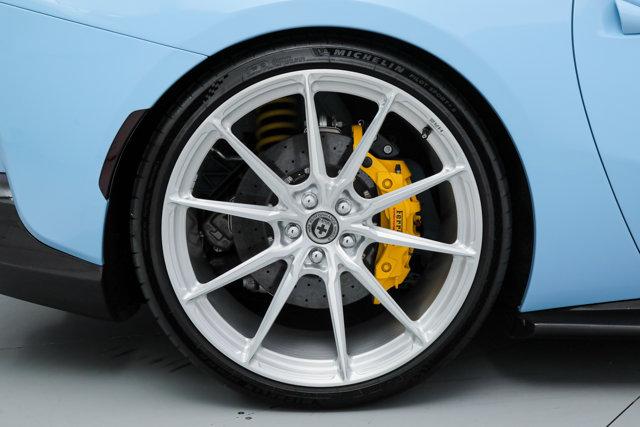 2023 Ferrari 812 GTS