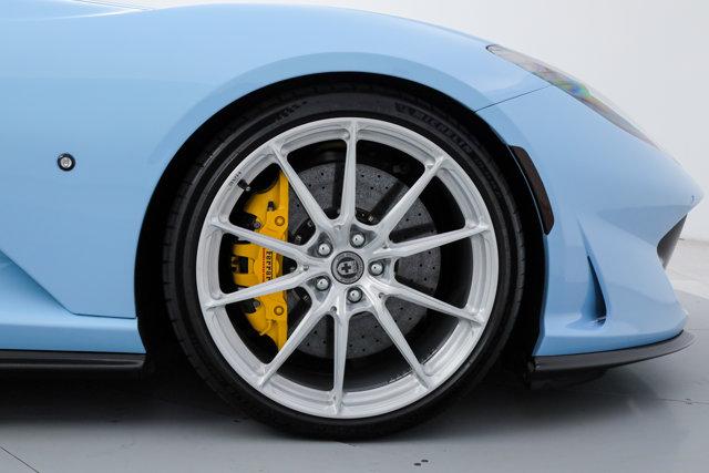 2023 Ferrari 812 GTS