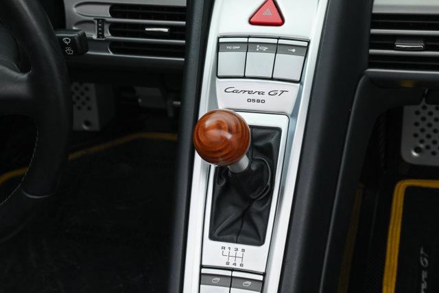 2005 Porsche Carrera GT