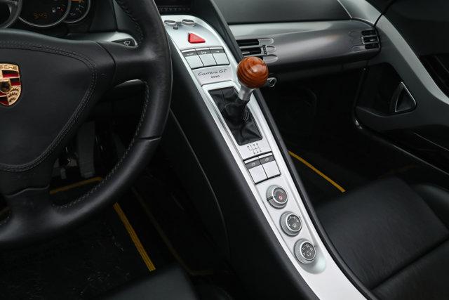 2005 Porsche Carrera GT