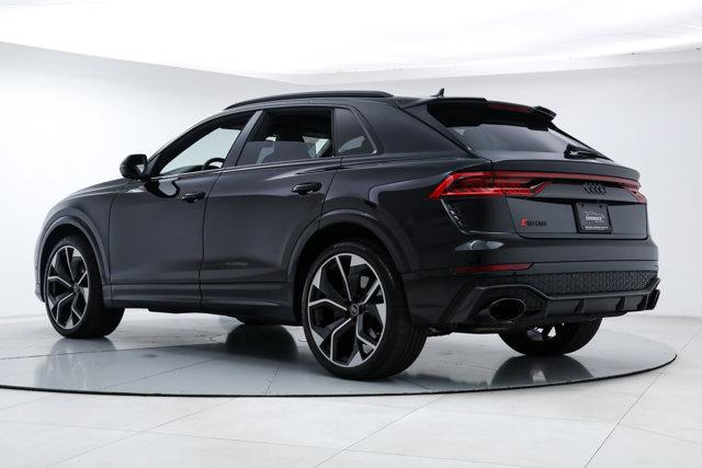 2024 Audi RS Q8