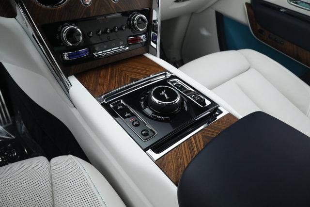 2025 Rolls - Royce Cullinan