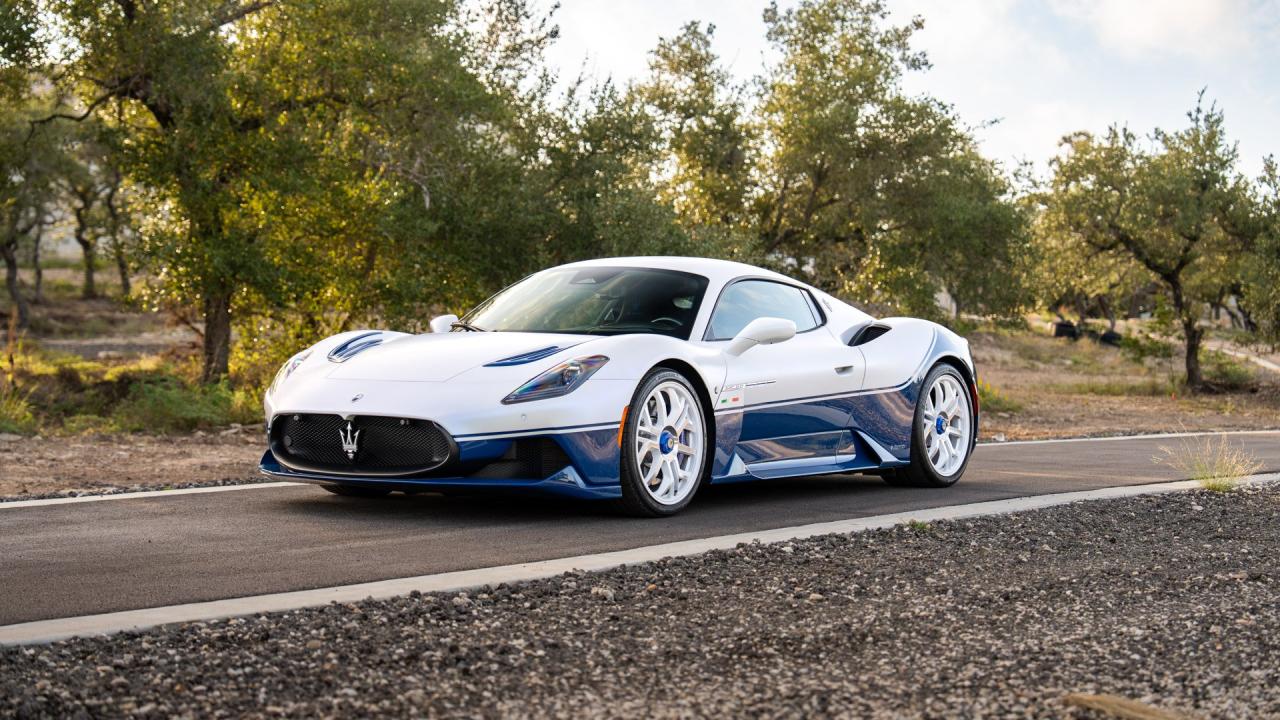 2025 Maserati MC20 Icona