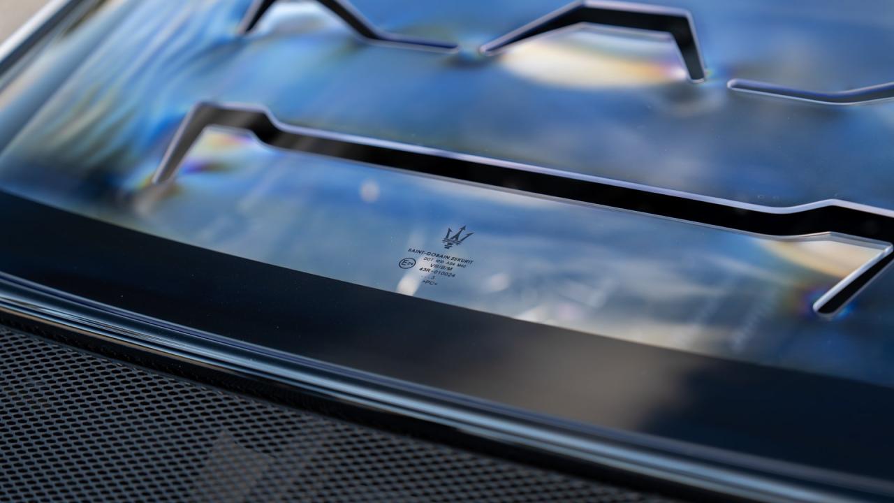 2025 Maserati MC20 Icona