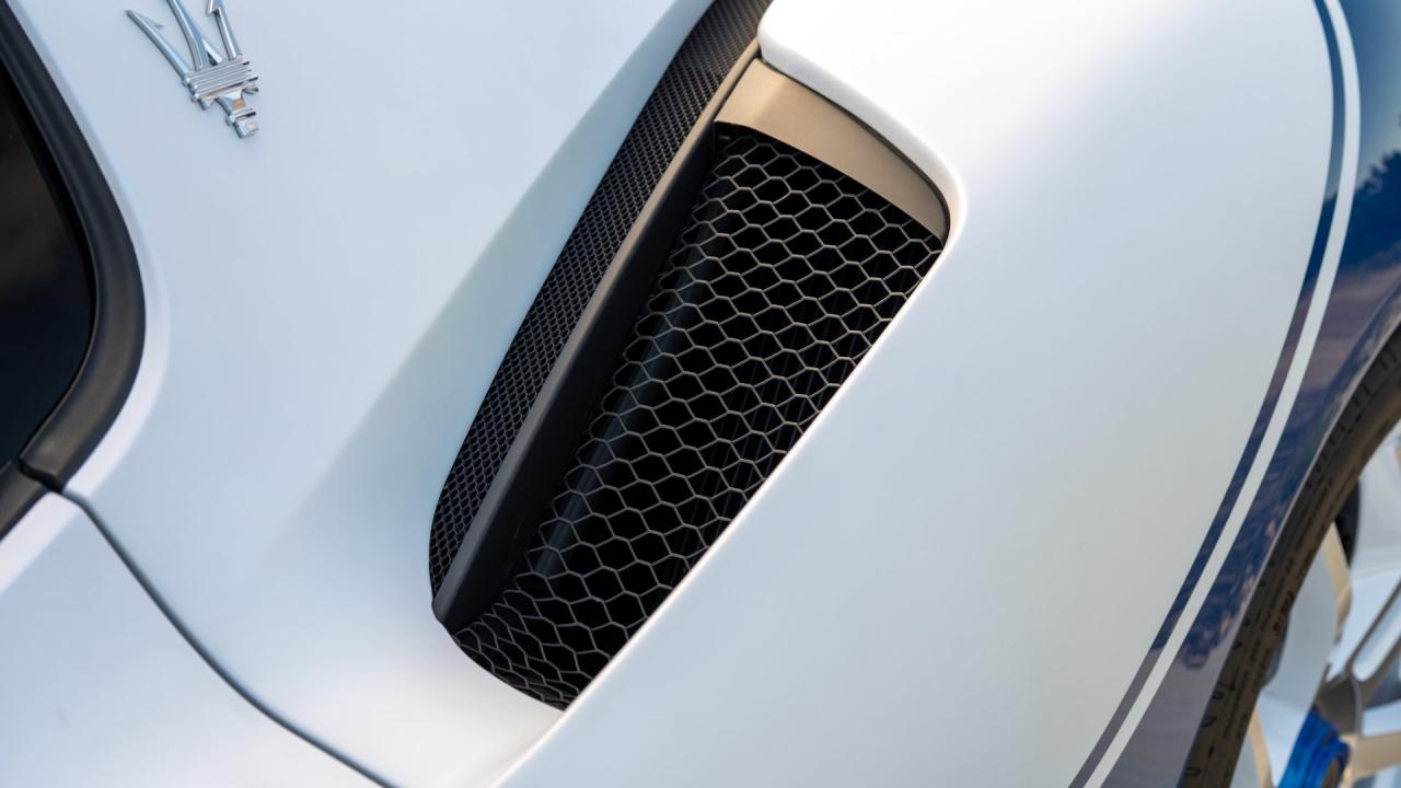 2025 Maserati MC20 Icona