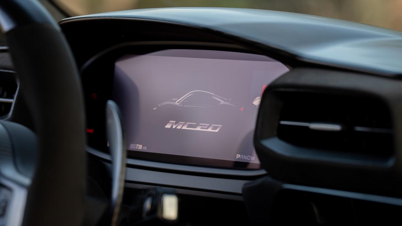 2025 Maserati MC20 Icona