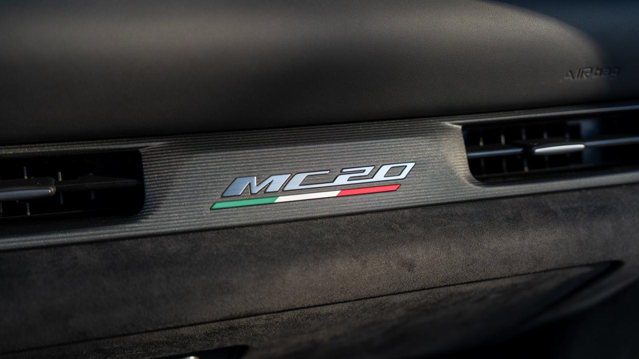 2025 Maserati MC20 Icona