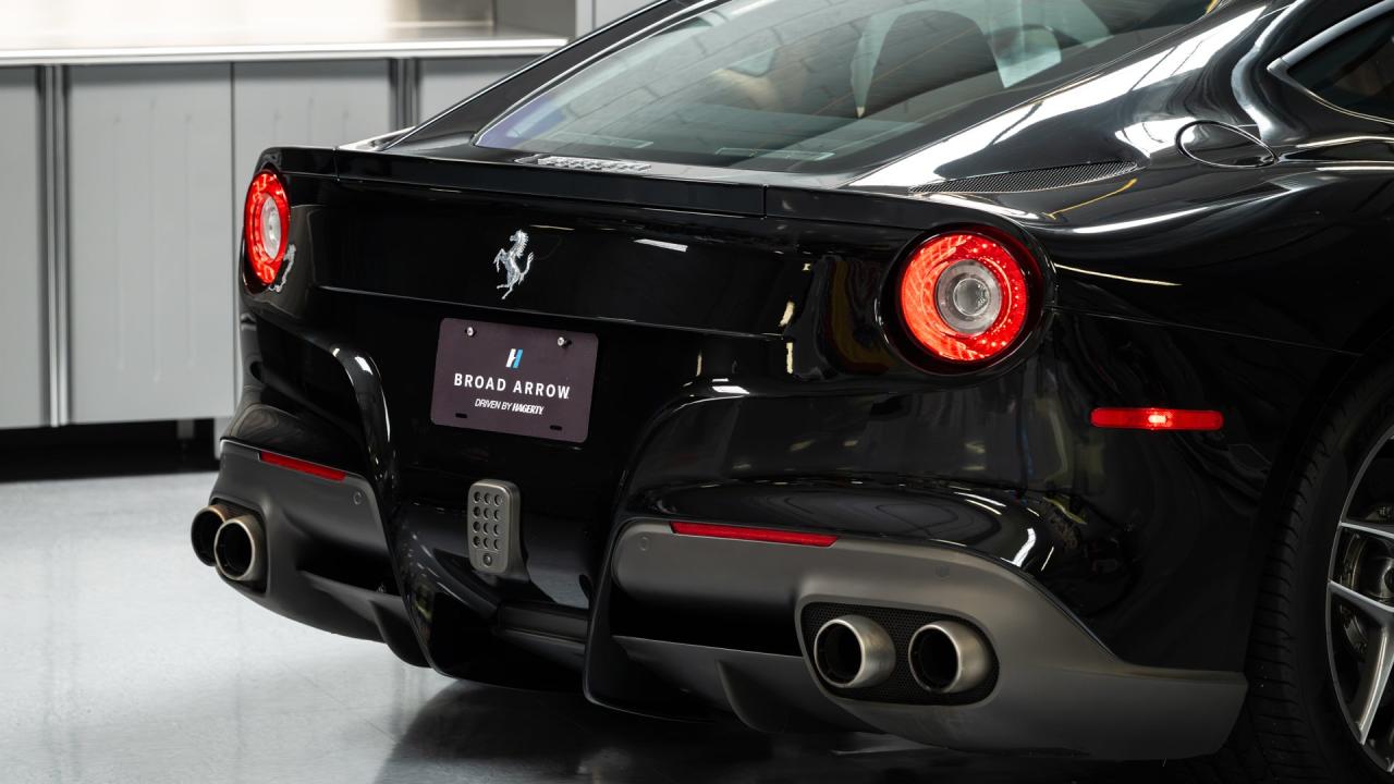 2016 Ferrari F12berlinetta