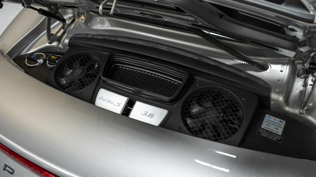 2014 Porsche 911 Turbo S Coupe