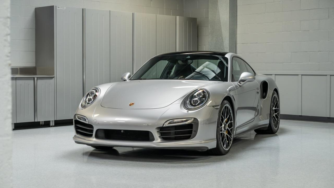 2014 Porsche 911 Turbo S Coupe
