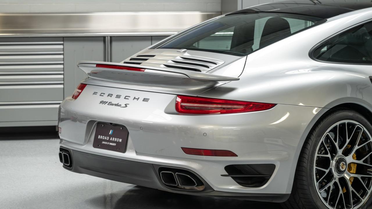 2014 Porsche 911 Turbo S Coupe