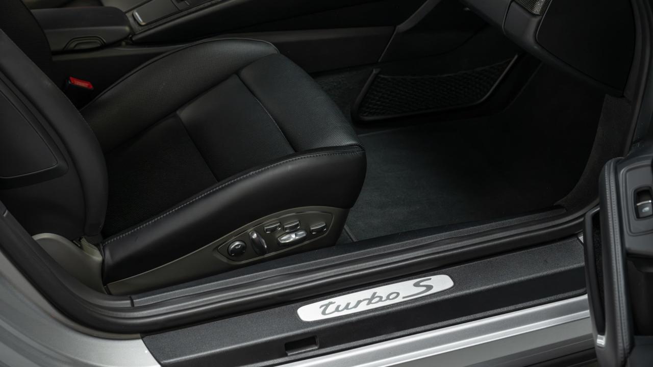 2014 Porsche 911 Turbo S Coupe