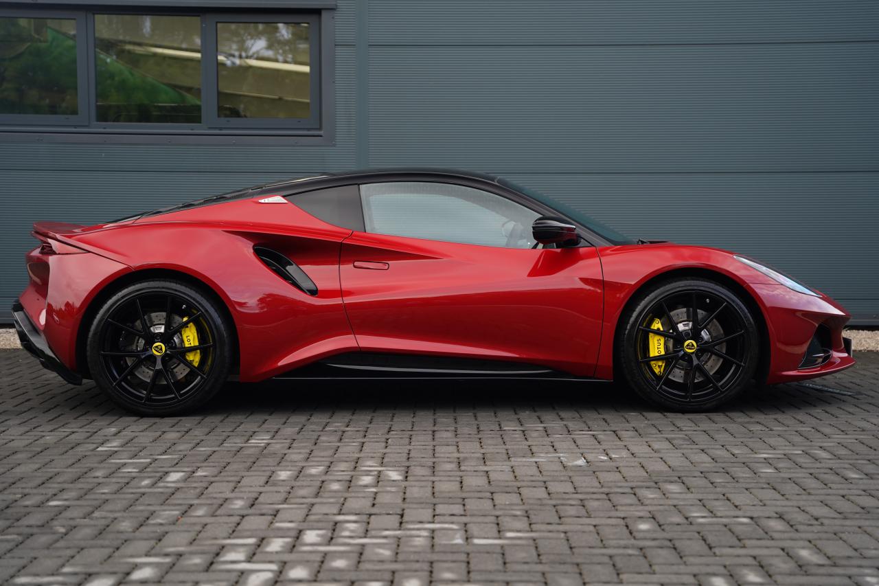 2024 Lotus Emira